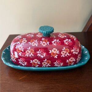 Pioneer Woman Oval Ceramic Butter Dish with Lid, Floral & Polka Dot, Red Green